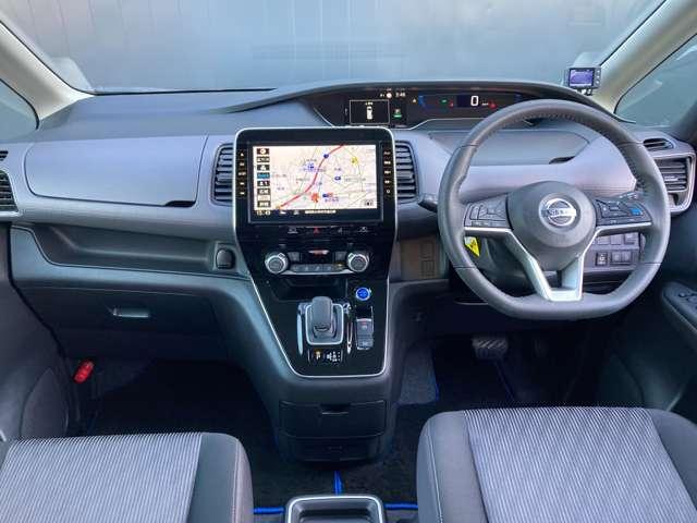 セレナ １．２　ｅ－ＰＯＷＥＲ　ハイウェイスター　Ｖ　３６０°カメラ　エマジェンシーブレーキ　１オナ　スマキー　バックカメラ　ＬＥＤ　レーンアシスト　点検記録簿付　ＥＴＣ　ドラレコ　イモビ　サイドカーテンエアバック　フルオートエアコン　アルミホイール（3枚目）