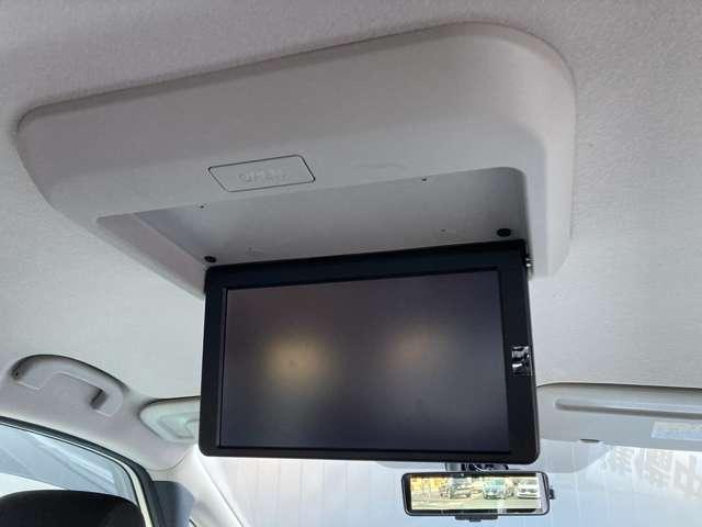 セレナ １．２　ｅ－ＰＯＷＥＲ　ハイウェイスター　Ｖ　３６０°カメラ　エマジェンシーブレーキ　１オナ　スマキー　バックカメラ　ＬＥＤ　レーンアシスト　点検記録簿付　ＥＴＣ　ドラレコ　イモビ　サイドカーテンエアバック　フルオートエアコン　アルミホイール（8枚目）