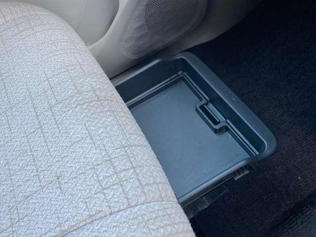 ルークス ６６０　Ｘ　日産純正ナビ・アラウンドビューモニター・　アラモニ　前後衝突軽減ブレーキ　ワンオーナー車　車線逸脱防止　スマートキー　定期点検記録簿　キーフリー　ドライブレコーダー　ｉ－ｓｔｏｐ　フルオートエアコン　パワーウインドウ　バックカメラ　エアバック（20枚目）