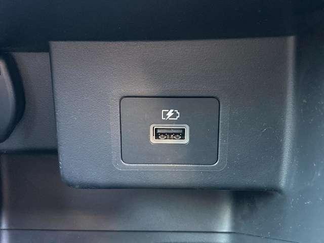 キックス １．２　Ｘ　スタイルエディション　（ｅ－ＰＯＷＥＲ）　日産純正９インチナビ・プロパイロット・ア　アラウンドビュー　エマブレ　ＬＥＤヘッドランプ　車線逸脱　ワンオーナー　ＥＴＣ　スマートキー　ナビＴＶ　メモリ－ナビ　パワステ　エアコン　キーレス　パワーウィンドウ　ＡＢＳ　バックカメラ　ドラレコ（15枚目）