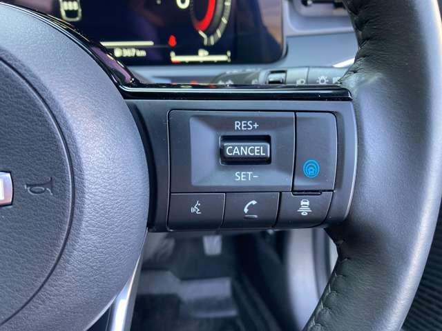 �u�v���p�C���b�g�v�́A�������H���̎����Ԑ�p���H�̒P��Ԑ��ł̉^�]�x���Z�p�ł��B�A�N�Z���A�u���[�L�A�X�e�A�����O���N���}���A�V�X�g�B�h���C�o�[�̕��S���y�����܂��B