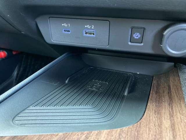 �u�������[�d�@�\��t�r�a�|�[�g�t���Ōg�т̏[�d�Ȃǂɕ֗��B