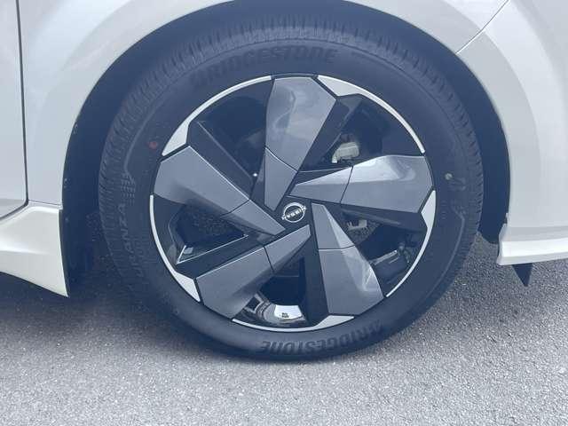 オーラ 1.2 G レザーエディション 日産コネクトナビ・プロパイロット・アラウ スマ-トキ- 整備記録簿 ETC車載器 AHB LEDライト ナビ&TV 追従式クルーズコントロール レーンキープ ドライブレコーダ アルミホイール エアコン(21枚目)