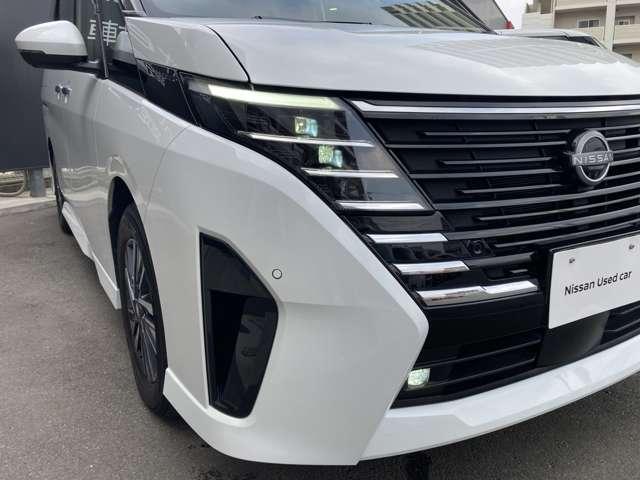 セレナ ２．０　ハイウェイスターＶ　地上デジタル　ＬＫＡ　追従クルーズ　アイドリングＳ　スマートキー＆プッシュスタート　両側自動ドア　ＬＥＤヘッドライト　３列シート　Ｂカメラ　ワンオーナー　ＥＴＣ装備　ドラレコ　エアコン　メモリ－ナビ（28枚目）