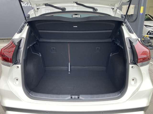 キックス １．２　Ｘ　ツートーン　インテリアエディション　（ｅ－ＰＯＷ　弊社試乗車ＵＰ・日産純正９インチナビ・プロ　ハイビームアシスト　レーンアシスト　前席シートヒーター　フルセグ　全周囲カメラ　ＬＥＤヘッドランプ　踏み間違い防止　禁煙車　スマートキー　メモリーナビ（20枚目）