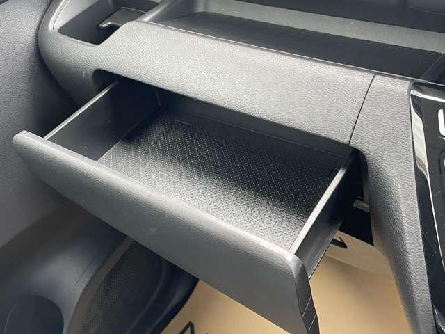 ルークス ６６０　ハイウェイスターＸ　プロパイロット　エディション　弊社社用車ＵＰ・日産純正９インチナビ・プロ　両自動ドア　アダプティブクルコン　アラウンドビュモニター　ブレーキサポート　ワンオ－ナ－　ＷエアＢ　Ａストップ　ハイビームアシスト　Ｂカメラ　ナビ・ＴＶ（18枚目）