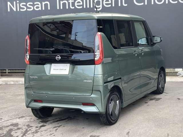 ルークス ６６０　Ｘ　弊社社用車ＵＰ・日産純正９インチナビ・アラ　展示試乗車　ＡＨＢ　地デジ　緊急ブレーキ　レーンアシスト　ワンオ－ナ－車　アイドリングＳ　インテリキー　禁煙　サイドエアバック　ＬＥＤヘッド　Ｂカメラ（2枚目）