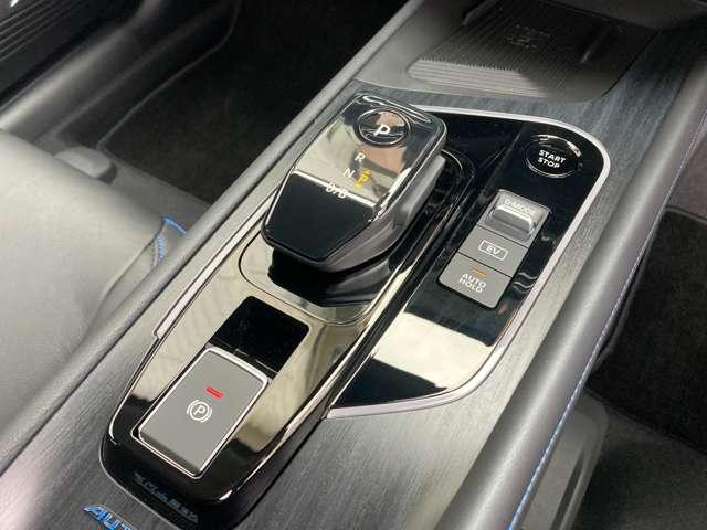 オーラ １．２　ＡＵＴＥＣＨ　弊社試乗車ＵＰ・日産コネクトナビ・プロパイ　フルセグＴＶ　衝突被害軽減システム　インテリジェントアラウンドビューモニター　バックカメラ　アルミホイール　ＥＴＣ　スマートキー　レーンキープアシスト（12枚目）