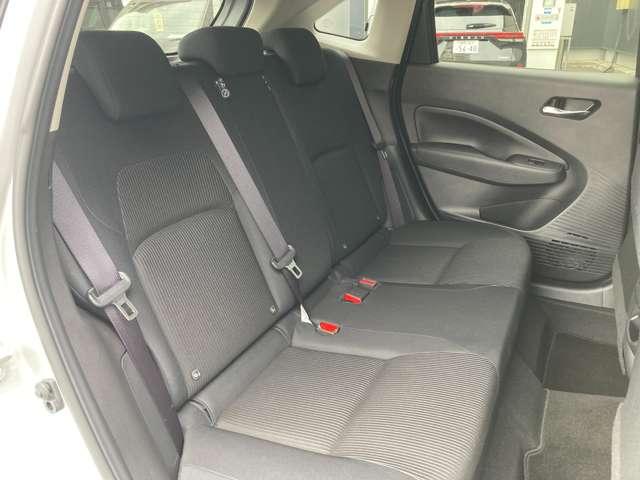 ノート １．２　Ｘ　弊社試乗車ＵＰ・日産純正９インチナビ・アラ　助手席エアバック　ＰＳ　ＰＷ　盗難防止　地デジ　キーフリーシステム　【ＬＥＤヘッドライト】　ＡＡＣ　記録簿付き　ワンオ－ナ－車　オートハイビーム　禁煙（15枚目）