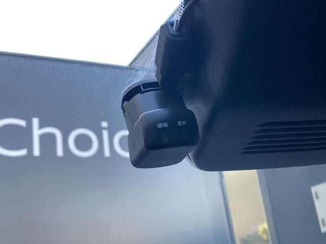 ノート １．２　Ｘ　日産コネクトナビ・アラウンドビューモニタ　助手席エアバック　ＰＳ　ＰＷ　盗難防止　地デジ　キーフリーシステム　【ＬＥＤヘッドライト】　ＡＡＣ　記録簿付き　ワンオ－ナ－車　オートハイビーム　ＥＴＣ（10枚目）