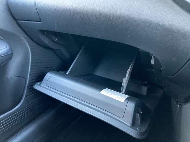 ノート １．２　Ｘ　日産コネクトナビ・アラウンドビューモニタ　助手席エアバック　ＰＳ　ＰＷ　盗難防止　地デジ　キーフリーシステム　【ＬＥＤヘッドライト】　ＡＡＣ　記録簿付き　ワンオ－ナ－車　オートハイビーム　ＥＴＣ（25枚目）