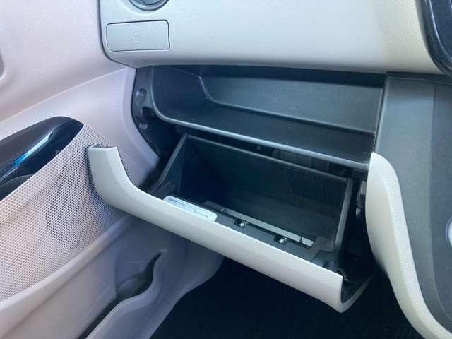 デイズルークス ６６０　Ｓ　日産純正ナビ・エマージェンシーブレーキ　運転席エアバック　地デジテレビ　助手席エアバッグ　ＰＷ　サイドエアバック　ナビＴＶ　メモリーナビ　キーレスエントリーシステム　マニュアルエアコン　ＡＢＳ　記録簿（13枚目）