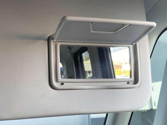 デイズルークス ６６０　Ｓ　日産純正ナビ・エマージェンシーブレーキ　運転席エアバック　地デジテレビ　助手席エアバッグ　ＰＷ　サイドエアバック　ナビＴＶ　メモリーナビ　キーレスエントリーシステム　マニュアルエアコン　ＡＢＳ　記録簿（17枚目）