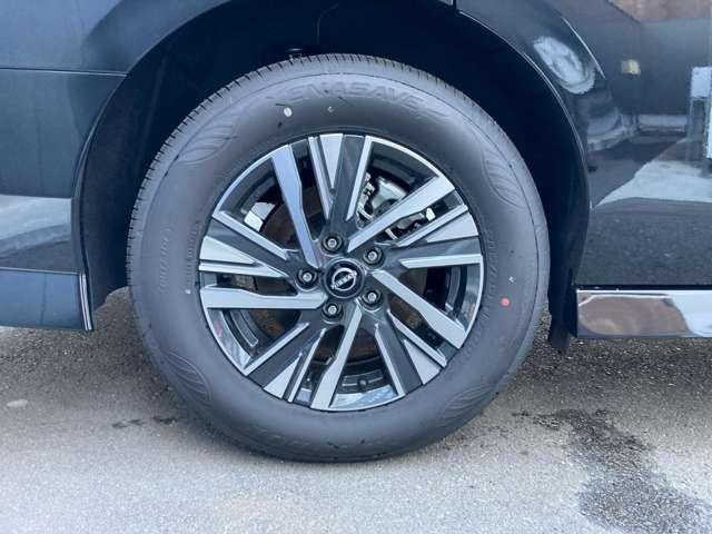 セレナ 1.4 e-POWER ハイウェイスターV 弊社試乗車UP・日産コネクトナビ・プロパイ 誤発進抑制 地デジ フルオートエアコン 前席シートヒーター ABS 展示試乗車 バックモニター 1オナ 禁煙 LDP 追従クルーズ サイドカメラ 3列シート(32枚目)