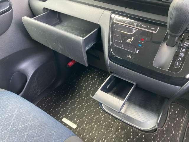 ルークス ６６０　ハイウェイスターＸ　プロパイロット　エディション　日産純正９インチナビ・プロパイロット・ア　アダクティブクルーズＣ　全方位Ｍ　両パワースライドドア　誤発進抑制機能　アイドリングＳＴＯＰ　ＬＥＤヘッドランプ　アルミホイール　レーンアシスト　ＥＴＣ　ＰＷ（16枚目）