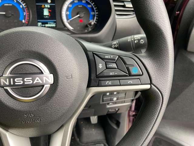 �u�v���p�C���b�g�v�́A�������H���̎����Ԑ�p���H�̒P��Ԑ��ł̉^�]�x���Z�p�ł��B�A�N�Z���A�u���[�L�A�X�e�A�����O���N���}���A�V�X�g�B�h���C�o�[�̕��S���y�����܂��B