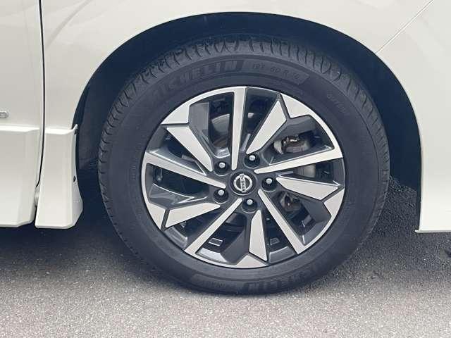 ���A���~�z�C�[���������̃A���~�z�C�[�����W�������ŕt���Ă��܂��I�z�C�������Ō����ڂ��ƂĂ��X�^�C���b�V���ł���