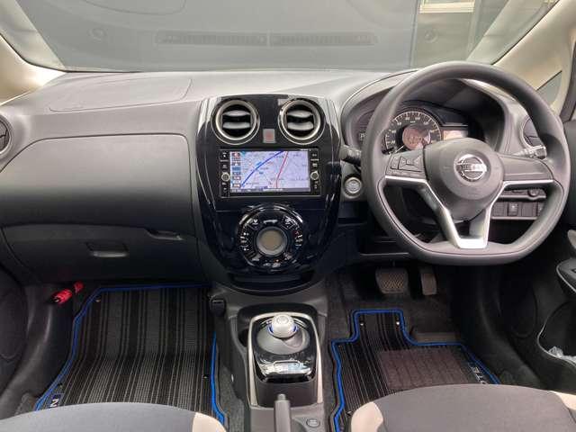 ノート 1.2 e-POWER X 衝突安全ブレーキ アラウンドビュ-モニタ- スマートキ- 地上デジタル レーンアシスト アルミホイール Wエアバック LEDヘッドランプ ナビ・TV 1オーナー車 メモリーナビ ドライブレコーダー(3枚目)