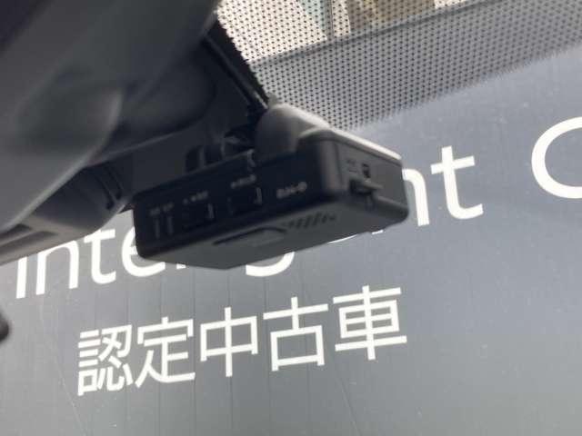 ノート 1.2 e-POWER X 衝突安全ブレーキ アラウンドビュ-モニタ- スマートキ- 地上デジタル レーンアシスト アルミホイール Wエアバック LEDヘッドランプ ナビ・TV 1オーナー車 メモリーナビ ドライブレコーダー(8枚目)