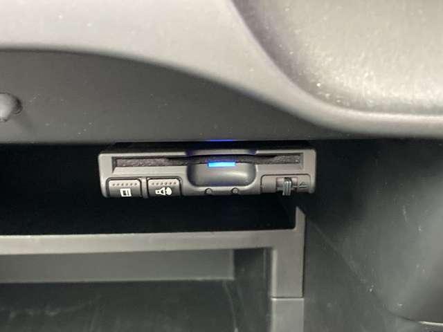 ノート 1.2 e-POWER X 衝突安全ブレーキ アラウンドビュ-モニタ- スマートキ- 地上デジタル レーンアシスト アルミホイール Wエアバック LEDヘッドランプ ナビ・TV 1オーナー車 メモリーナビ ドライブレコーダー(17枚目)