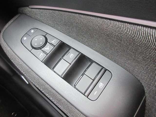 オーラ 1.2 G レザーエディション ワンオーナ 追突防止 クルコン 本革 LED 盗難防止 記録簿 バックモニター ETC メモリーナビゲーション AW キーレスエントリー オートエアコン ABS パワーウィンドウ サイドカメラ(18枚目)