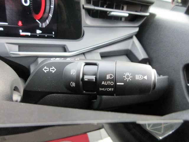 オーラ 1.2 G レザーエディション ワンオーナ 追突防止 クルコン 本革 LED 盗難防止 記録簿 バックモニター ETC メモリーナビゲーション AW キーレスエントリー オートエアコン ABS パワーウィンドウ サイドカメラ(20枚目)