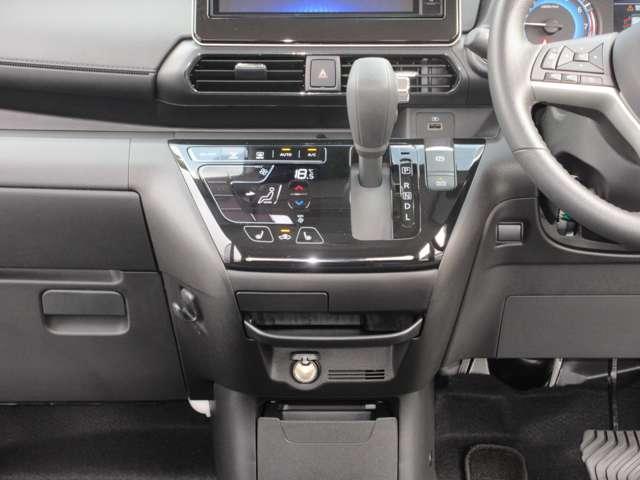 デイズ ６６０　ハイウェイスターＸ　プロパイロット　エディション　オートクルーズコントロール　ナビ　ＬＥＤヘッド　盗難防止装置　ワンオ－ナ－　アイドリングストップ　パワーステアリング　点検記録簿　オートエアコン　Ｂカメラ　メモリーナビゲーション　パワーウィンド（8枚目）