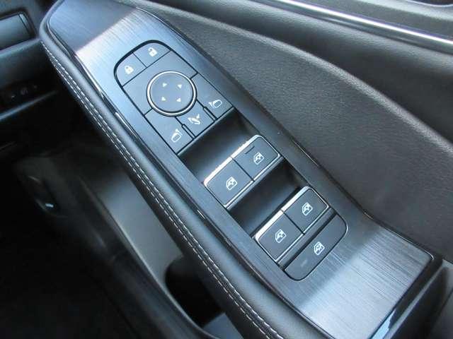 エクストレイル 1.5 G e-4ORCE 4WD 試乗車 1オーナー パークアシスト LEDヘッドランプ ナビTV スマートキー レーダークルーズ LKA キーフリー ETC 4WD アルミホイール メモリーナビ 記録簿 バックカメラ サイドカメラ(20枚目)