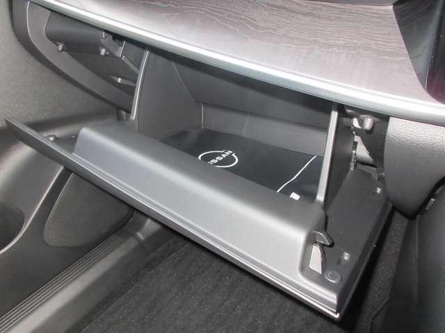 エクストレイル 1.5 G e-4ORCE 4WD 試乗車 1オーナー パークアシスト LEDヘッドランプ ナビTV スマートキー レーダークルーズ LKA キーフリー ETC 4WD アルミホイール メモリーナビ 記録簿 バックカメラ サイドカメラ(15枚目)