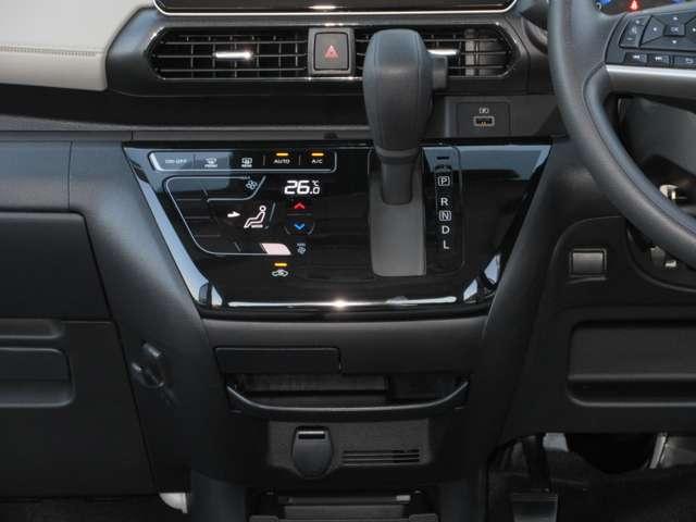 デイズ 660 X 9インチナビ・社用車UP アラウンドM 踏み間違え防止 スマートキー バックカメラ 1オーナー レーンキープ アイドリングストップ キーレス フルオートエアコン ナビTV WAB 記録簿 運転席エアバック サイドエアバッグ(9枚目)