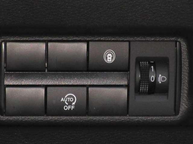 デイズ 660 X 9インチナビ・社用車UP アラウンドM 踏み間違え防止 スマートキー バックカメラ 1オーナー レーンキープ アイドリングストップ キーレス フルオートエアコン ナビTV WAB 記録簿 運転席エアバック サイドエアバッグ(13枚目)