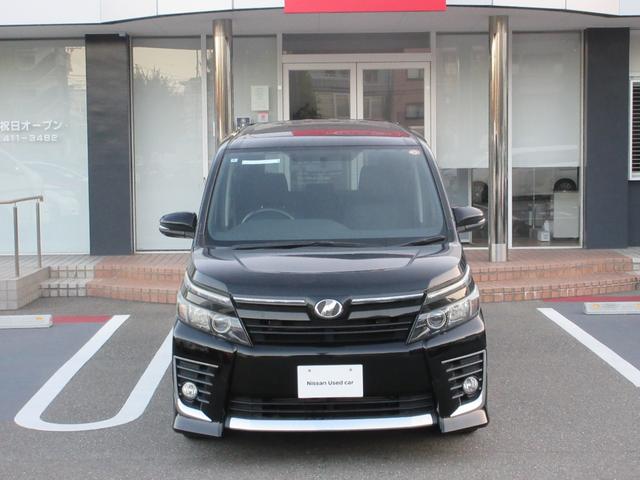 ヴォクシー 2.0 ZS 両電動スライドドア 盗難防止システム オートエアコン ダブルエアバッグ ドライブレコーダー ETC LEDヘッドライト キーレスエントリー ワンセグ メモリーナビ ナビTV PW パワーステアリング(23枚目)