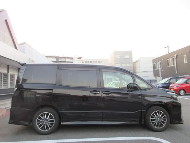 ヴォクシー 2.0 ZS 両電動スライドドア 盗難防止システム オートエアコン ダブルエアバッグ ドライブレコーダー ETC LEDヘッドライト キーレスエントリー ワンセグ メモリーナビ ナビTV PW パワーステアリング(27枚目)