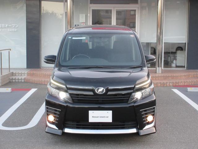 ヴォクシー 2.0 ZS 両電動スライドドア 盗難防止システム オートエアコン ダブルエアバッグ ドライブレコーダー ETC LEDヘッドライト キーレスエントリー ワンセグ メモリーナビ ナビTV PW パワーステアリング(28枚目)