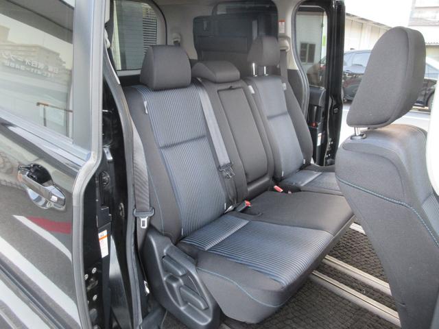 ヴォクシー 2.0 ZS 両電動スライドドア 盗難防止システム オートエアコン ダブルエアバッグ ドライブレコーダー ETC LEDヘッドライト キーレスエントリー ワンセグ メモリーナビ ナビTV PW パワーステアリング(34枚目)