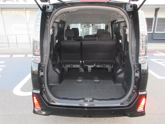 ヴォクシー 2.0 ZS 両電動スライドドア 盗難防止システム オートエアコン ダブルエアバッグ ドライブレコーダー ETC LEDヘッドライト キーレスエントリー ワンセグ メモリーナビ ナビTV PW パワーステアリング(37枚目)