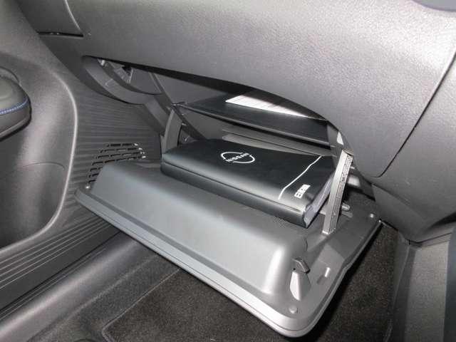 ノート 1.2 AUTECH クロスオーバー スマートキ 踏み間違い衝突防止アシスト 360°カメラ LDA LEDヘッドランプ バックカメラ フルオートエアコン アルミホイール メモリーナビ ABS ETC 盗難防止システム 1オーナー(14枚目)