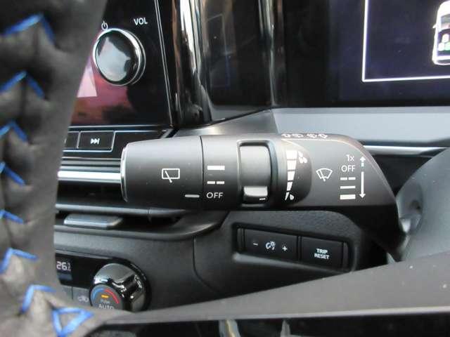 ノート 1.2 AUTECH クロスオーバー スマートキ 踏み間違い衝突防止アシスト 360°カメラ LDA LEDヘッドランプ バックカメラ フルオートエアコン アルミホイール メモリーナビ ABS ETC 盗難防止システム 1オーナー(20枚目)