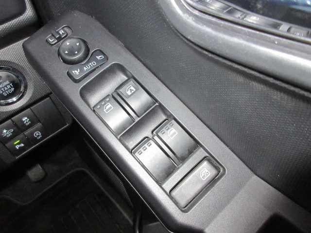 タフト 660 G クロム ベンチャー サイドSRS PW 衝突軽減装置 Bカメラ 車線逸脱警報装置 A-STOP ドラレコ ワンオーナー AAC LEDヘッドライト ETC メモリーナビ PS キーフリー ナビTV Wエアバック ABS(15枚目)