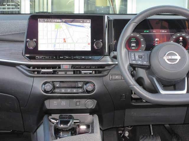 オーラ １．２　Ｇ　レザーエディション　ワンオーナ　追突防止　レーダークルーズ　本革　車線逸脱警報装置　ＬＥＤ　盗難防止　記録簿　バックモニター　ＥＴＣ　インテリジェントキー　メモリーナビゲーション　ＡＷ　キーレスエントリー　オートエアコン（3枚目）