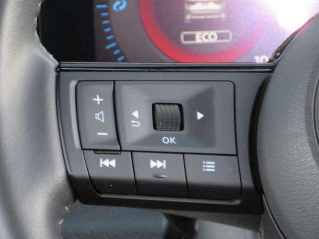 オーラ １．２　Ｇ　レザーエディション　ワンオーナ　追突防止　レーダークルーズ　本革　車線逸脱警報装置　ＬＥＤ　盗難防止　記録簿　バックモニター　ＥＴＣ　インテリジェントキー　メモリーナビゲーション　ＡＷ　キーレスエントリー　オートエアコン（9枚目）