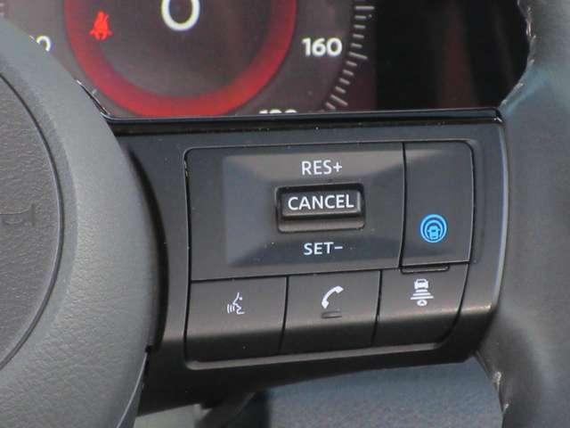 オーラ １．２　Ｇ　レザーエディション　ワンオーナ　追突防止　レーダークルーズ　本革　車線逸脱警報装置　ＬＥＤ　盗難防止　記録簿　バックモニター　ＥＴＣ　インテリジェントキー　メモリーナビゲーション　ＡＷ　キーレスエントリー　オートエアコン（10枚目）