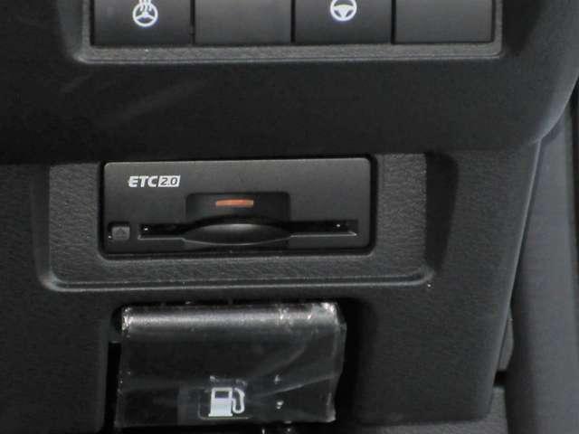 オーラ １．２　Ｇ　レザーエディション　ワンオーナ　追突防止　レーダークルーズ　本革　車線逸脱警報装置　ＬＥＤ　盗難防止　記録簿　バックモニター　ＥＴＣ　インテリジェントキー　メモリーナビゲーション　ＡＷ　キーレスエントリー　オートエアコン（12枚目）