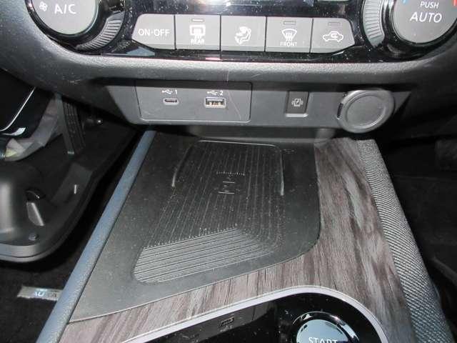 オーラ １．２　Ｇ　レザーエディション　ワンオーナ　追突防止　レーダークルーズ　本革　車線逸脱警報装置　ＬＥＤ　盗難防止　記録簿　バックモニター　ＥＴＣ　インテリジェントキー　メモリーナビゲーション　ＡＷ　キーレスエントリー　オートエアコン（15枚目）