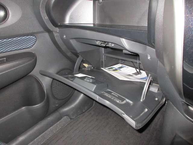 ノート 1.2 X DIG-S エマージェンシブレーキ アイドリングストップ機能 左右エアバック AAC スマキー バックカメラ付き ETC 整備記録簿 パワーウィンドウ ABS キーフリー 1オーナー ナビTV パワーステアリング(13枚目)