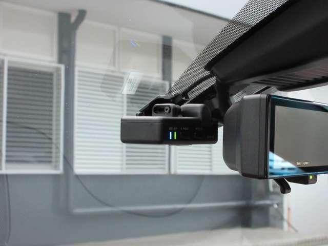 キックス １．２　Ｘ　ツートーン　インテリアエディション　オートクルーズ　エマージェンシーＢ　セキュリティ　アラウンドモニター　Ｒカメラ　ＬＥＤ　ワンオーナ　エアコン　ドラレコ　スマートキー　記録簿　ＥＴＣ　メモリーナビ　サイドエアバック　ＡＷ　キーレス（15枚目）