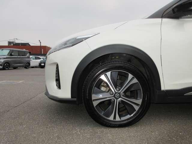 キックス １．２　Ｘ　ツートーン　インテリアエディション　オートクルーズ　エマージェンシーＢ　セキュリティ　アラウンドモニター　Ｒカメラ　ＬＥＤ　ワンオーナ　エアコン　ドラレコ　スマートキー　記録簿　ＥＴＣ　メモリーナビ　サイドエアバック　ＡＷ　キーレス（19枚目）