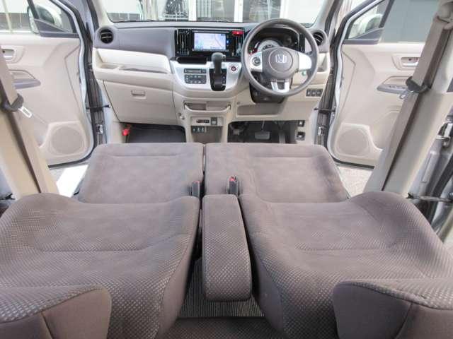 Ｎ－ＷＧＮ ６６０　Ｇ　ＳＳパッケージ　アルミホイール　追突防止　リヤカメラ　パワステ　セキュリティアラーム　オートエアコン　ナビ　スマートキー　キーフリーシステム　ＳＲＳ　パワーウインドウ　ＡＢＳ　メモリーナビ　助手席エアバッグ（3枚目）