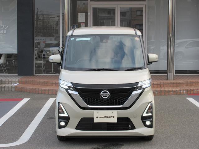 �w�b�h���C�g�ɉ����āA�t�H�O�����v�����ڂ��Ă���܂��̂ŁA�R���𑖂�ۂ����E���m�ۂ��₷���ł��I