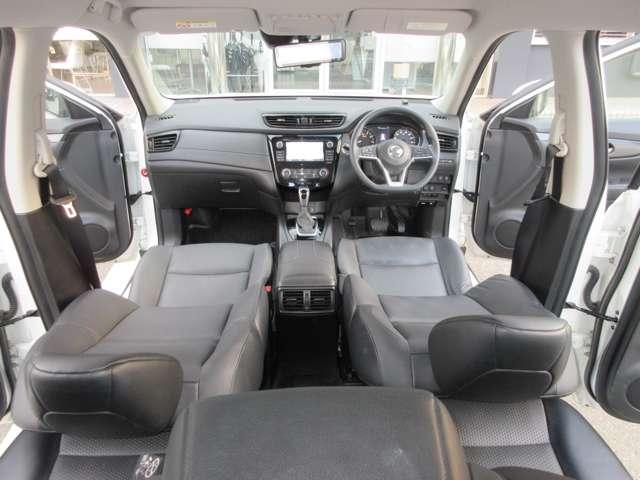 エクストレイル ２．０　２０Ｓ　Ｖセレクション　２列車　４ＷＤ　オールモード４×４　クルコン　メモリーナビ　盗難防止システム　ワンオーナー　ＥＴＣ　ＡＢＳ　パワーステアリング　アルミホイール　ドラレコ　エアバッグ　全周囲カメラ　アイドリングストップ　Ｓキー（3枚目）